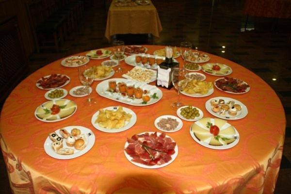 Hotel Los Chiles Villanueva Del Arzobispo Ristorante foto