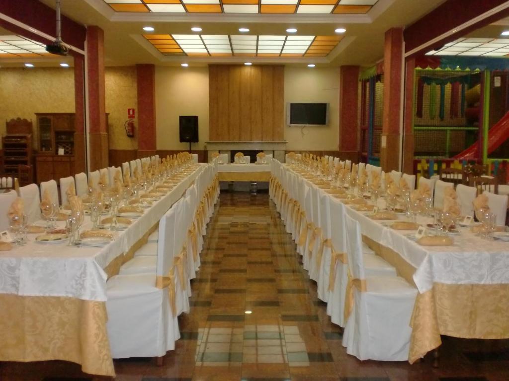 Hotel Los Chiles Villanueva Del Arzobispo Ristorante foto