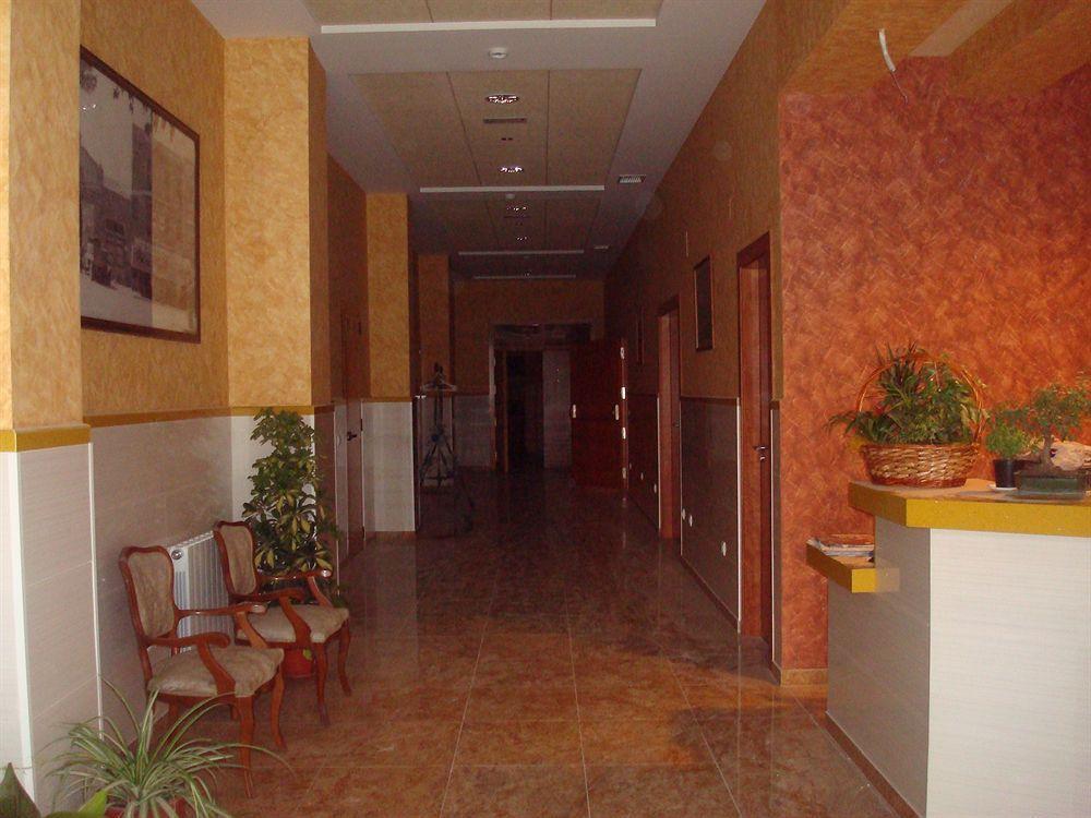 Hotel Los Chiles Villanueva Del Arzobispo Esterno foto